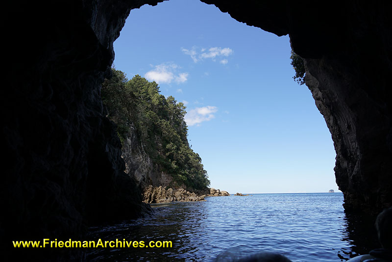 water,ocean,clear,clean,blue,pristine,landscape,postcard,crystal,beach,holiday,vacation,travel,get away,boat,tour,caves,